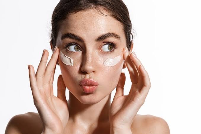 Ultimate Summer Moisturizer Guide For Combo Skin 2026